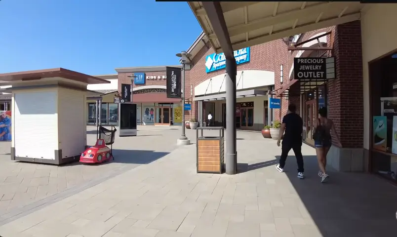 allen-premium-outlets-visit