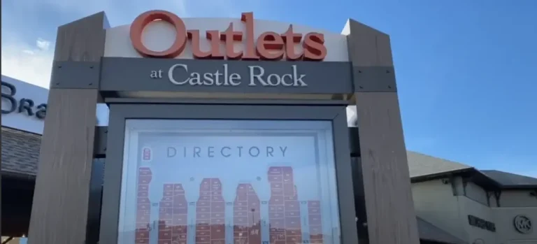 castle-rock-outlets-1024x465-1-1