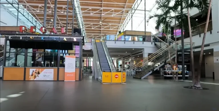 oviedo-mall-photo-1024x521-1