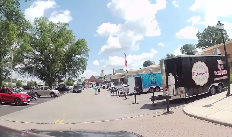 williamsburg-premium-outlets-photos